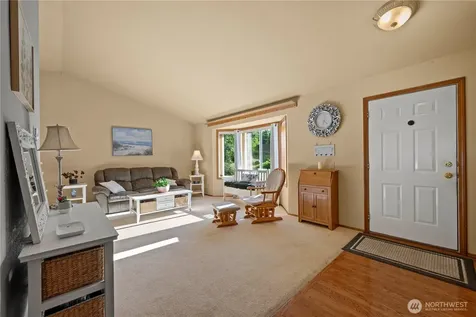 2711 148th Street SW Lynnwood WA 98087