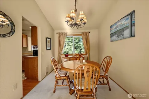 2711 148th Street SW Lynnwood WA 98087