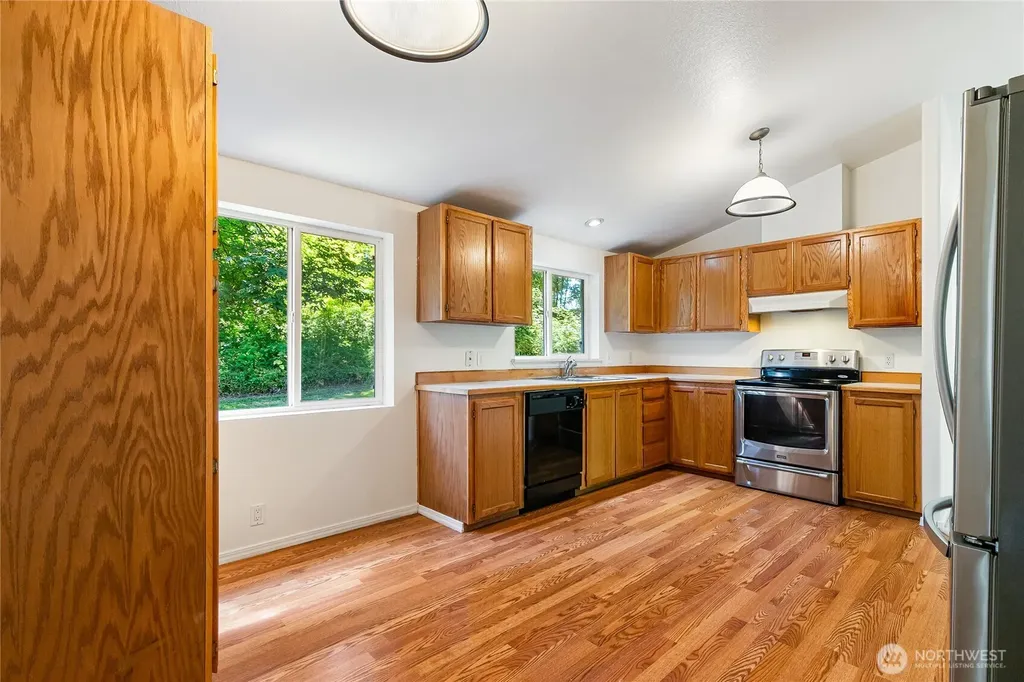 390 Van Wyck Road Bellingham WA 98226
