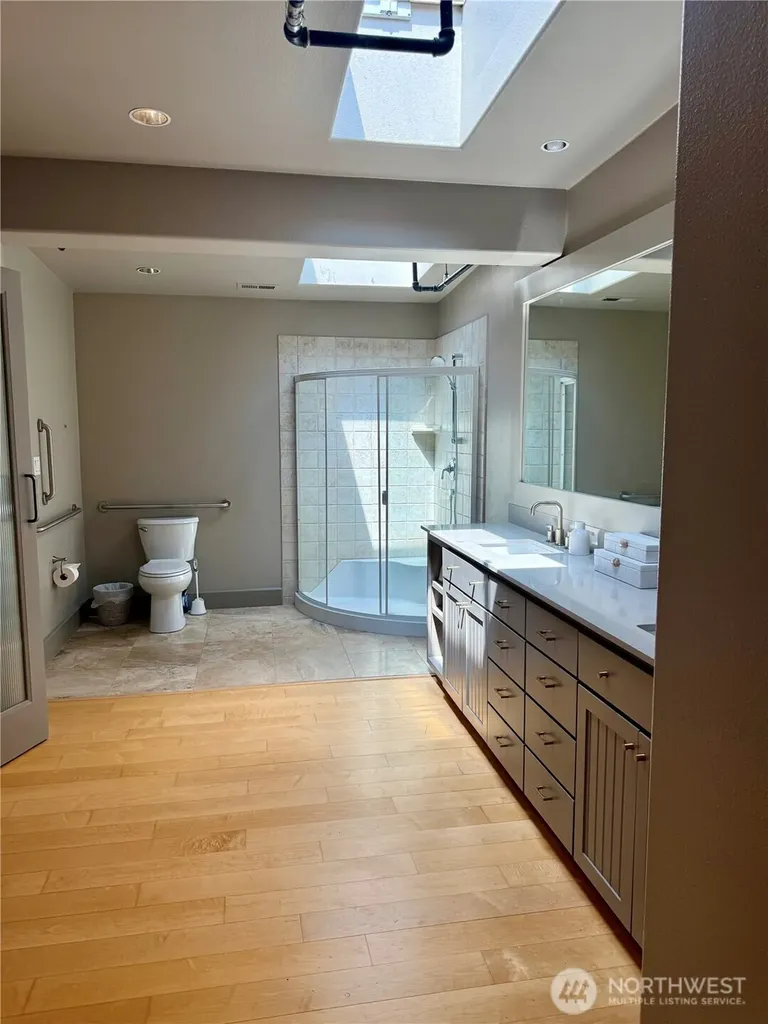 2233 1st Avenue S Seattle WA 98134