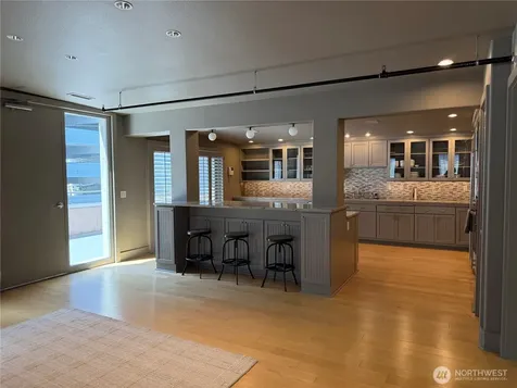 2233 1st Avenue S Seattle WA 98134