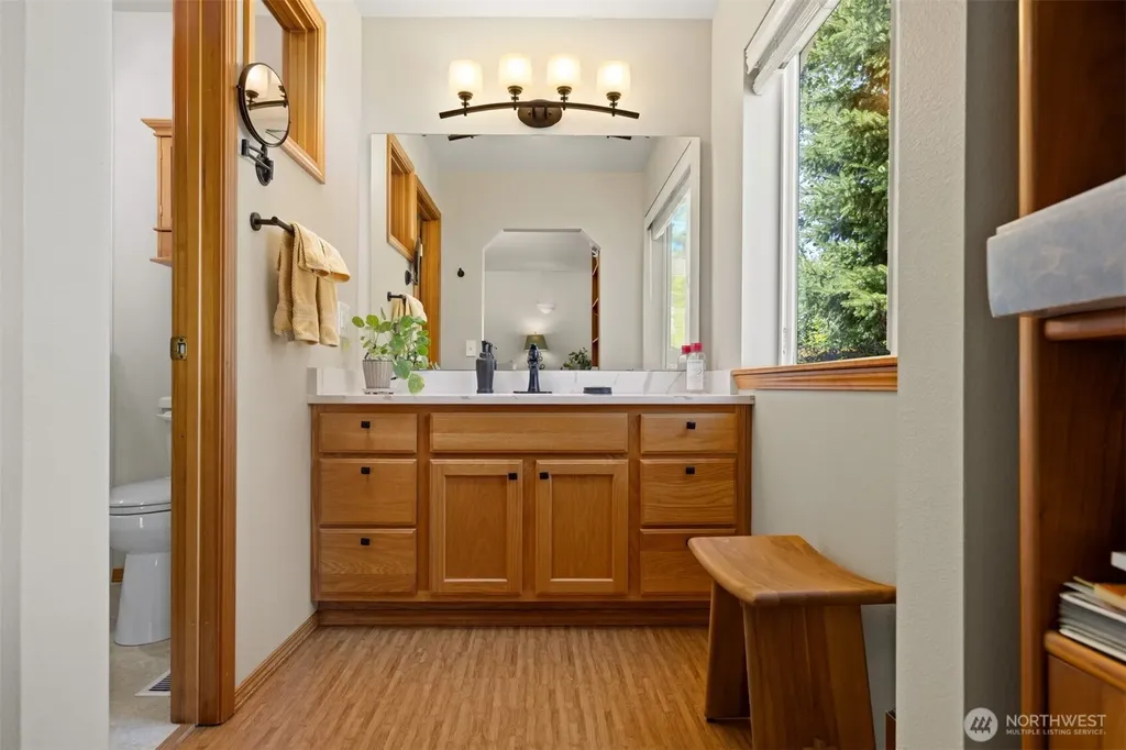 1342 Whatcom Street Bellingham WA 98229