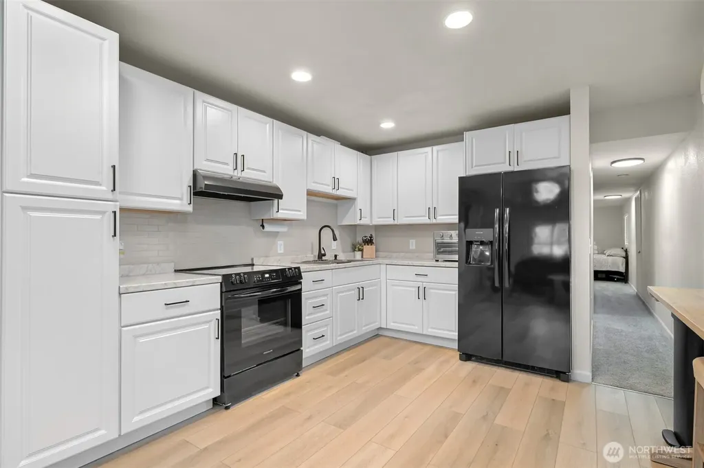 4621 East Street Blaine WA 98230