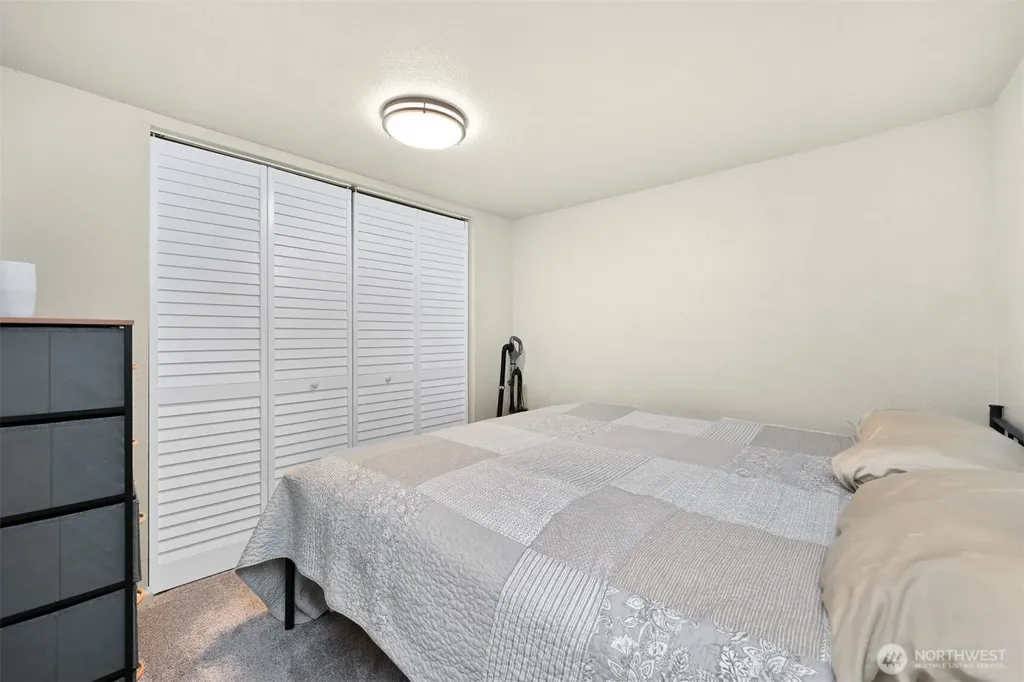 4621 East Street Blaine WA 98230