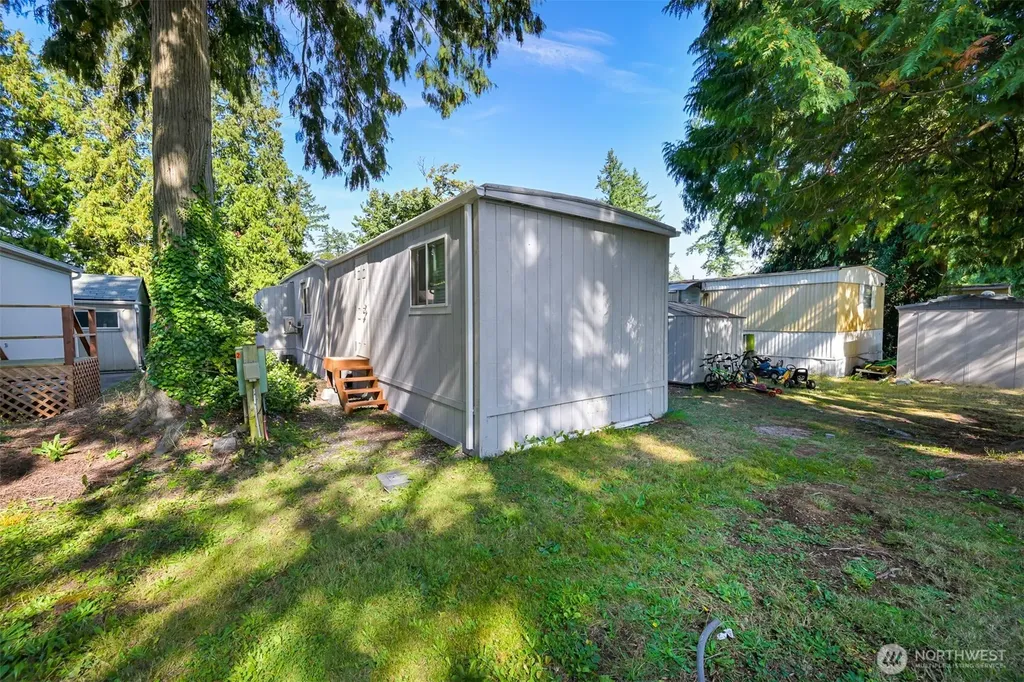 4621 East Street Blaine WA 98230