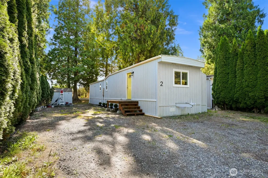 4621 East Street Blaine WA 98230