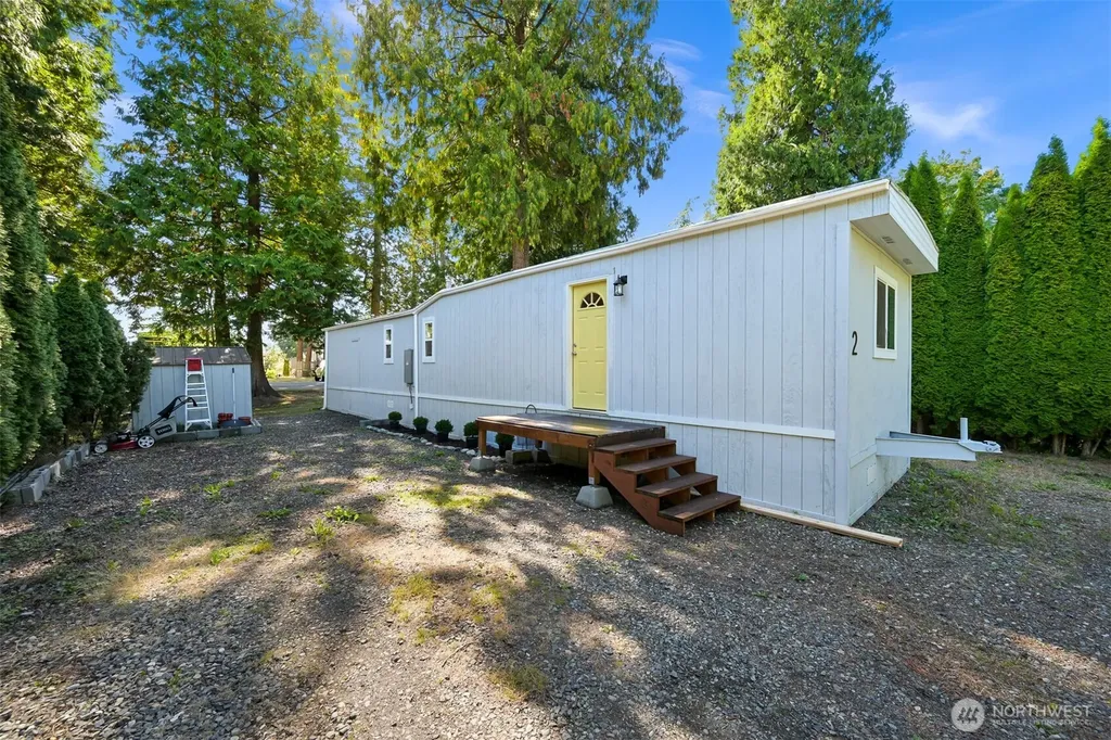 4621 East Street Blaine WA 98230