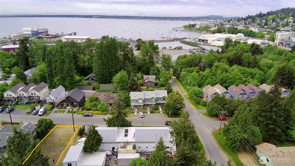 542 Donovan Avenue Bellingham WA 98225