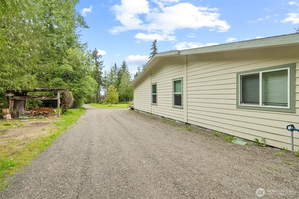 434 John Jacobs Road Port Angeles WA 98362