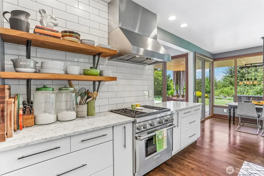 340 NW 137th Street Seattle WA 98177