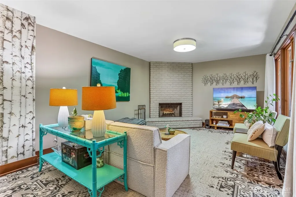 340 NW 137th Street Seattle WA 98177