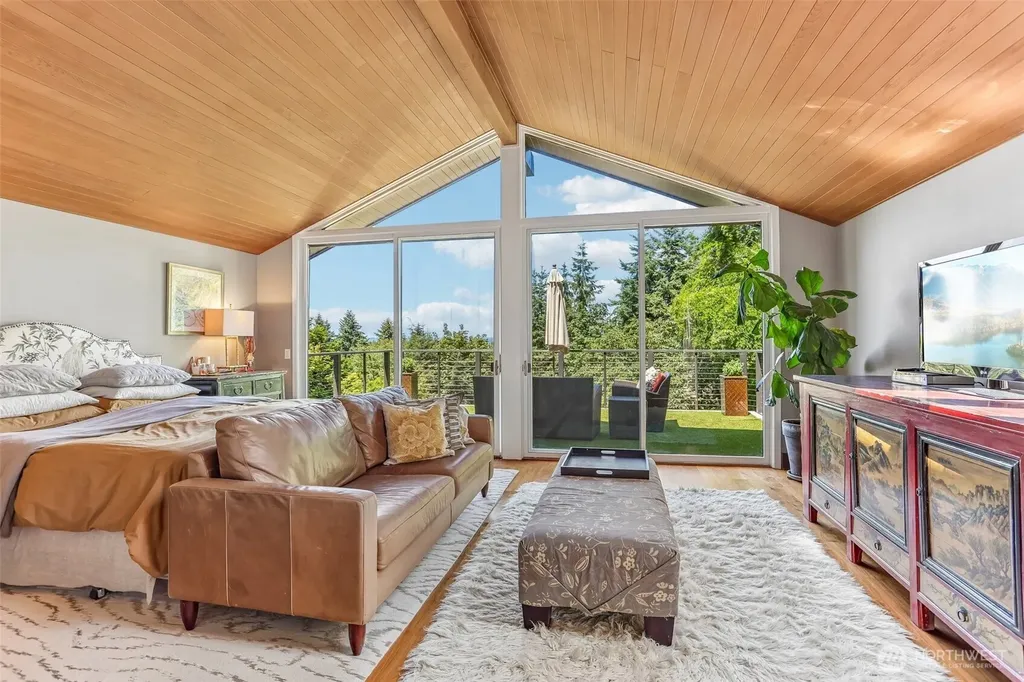 340 NW 137th Street Seattle WA 98177