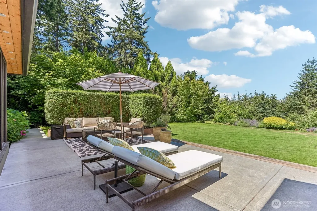 340 NW 137th Street Seattle WA 98177