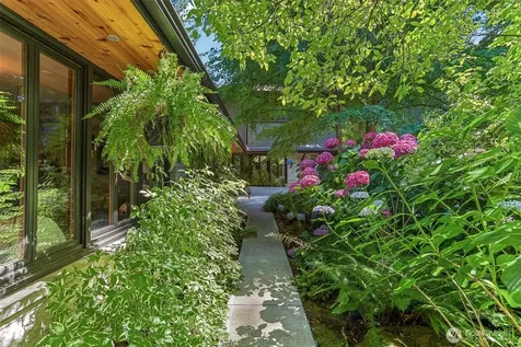 340 NW 137th Street Seattle WA 98177