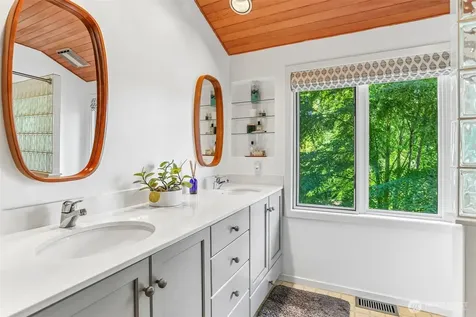 340 NW 137th Street Seattle WA 98177