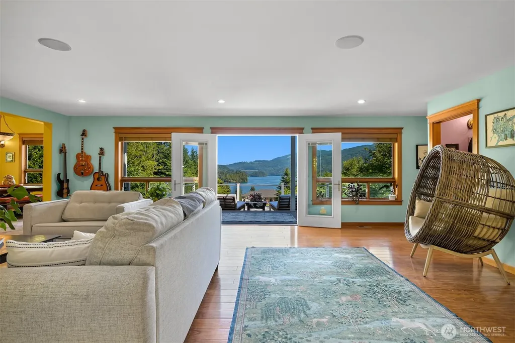 910 Iowa Heights Road Sedro Woolley WA 98284