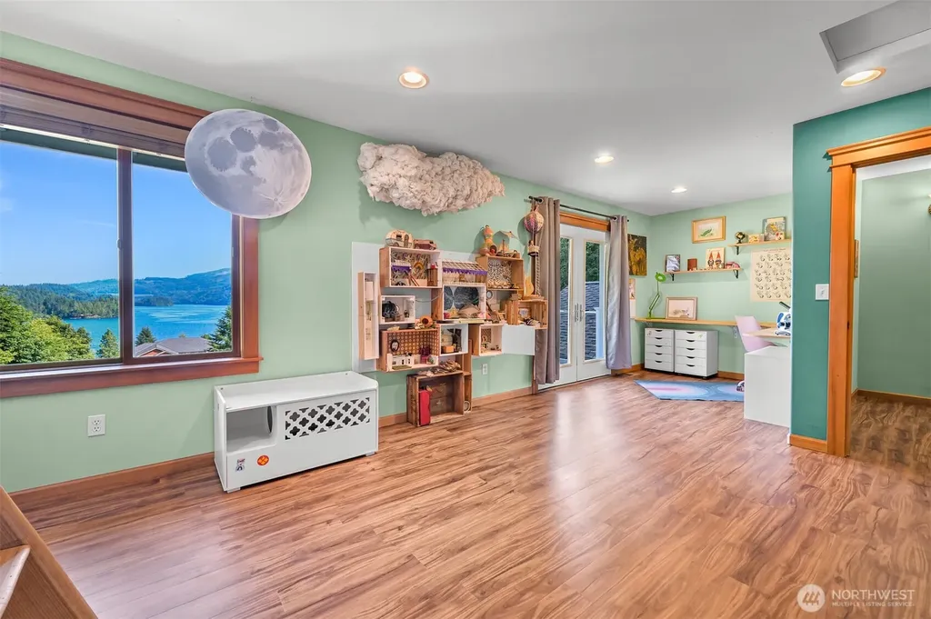 910 Iowa Heights Road Sedro Woolley WA 98284