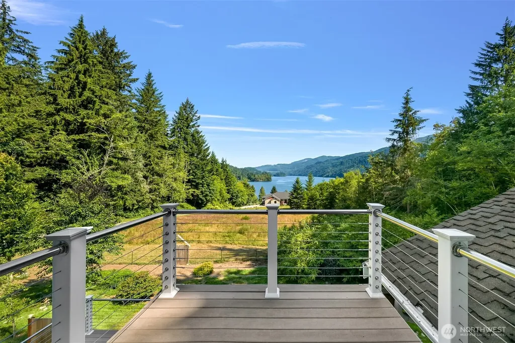 910 Iowa Heights Road Sedro Woolley WA 98284