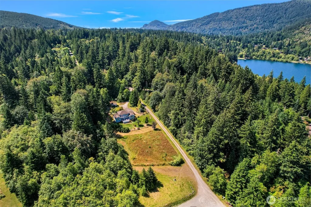 910 Iowa Heights Road Sedro Woolley WA 98284