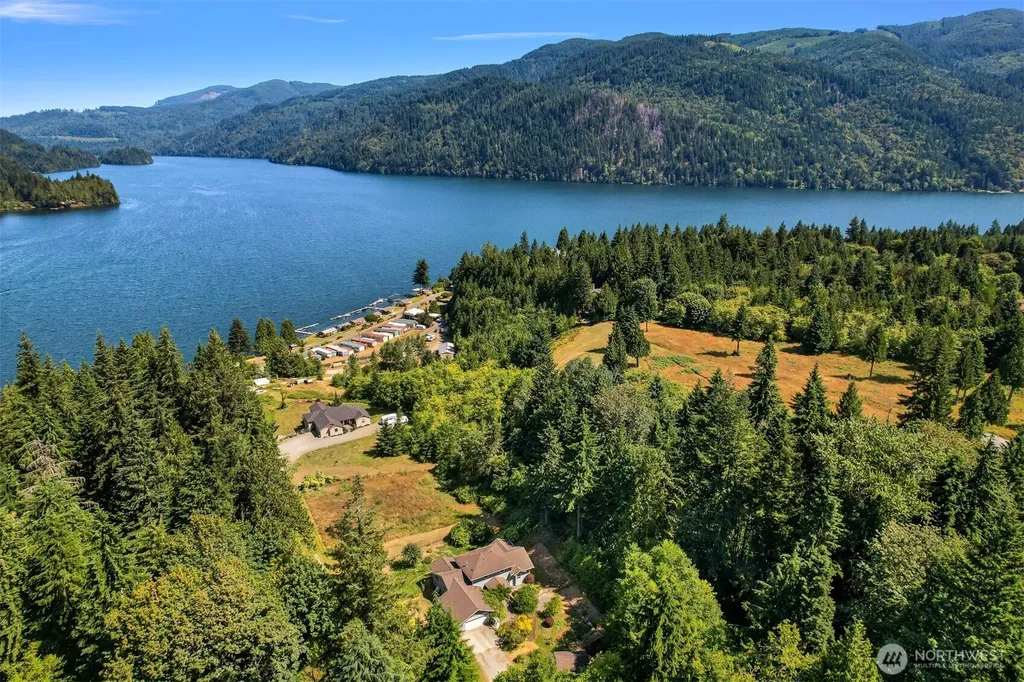 910 Iowa Heights Road Sedro Woolley WA 98284