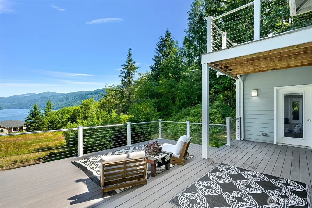 910 Iowa Heights Road Sedro Woolley WA 98284