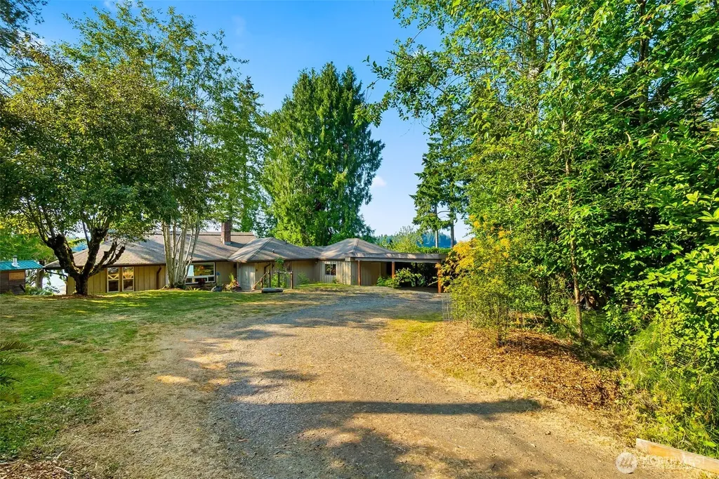 3736 Sunset Beach Drive NW Olympia WA 98502