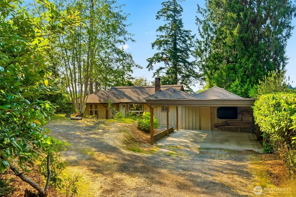 3736 Sunset Beach Drive NW Olympia WA 98502