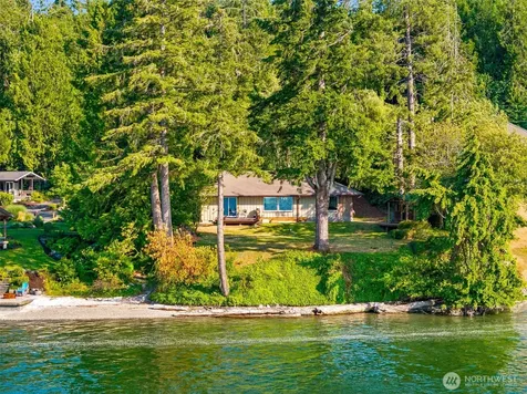 3736 Sunset Beach Drive NW Olympia WA 98502