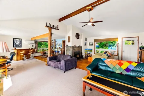 3736 Sunset Beach Drive NW Olympia WA 98502