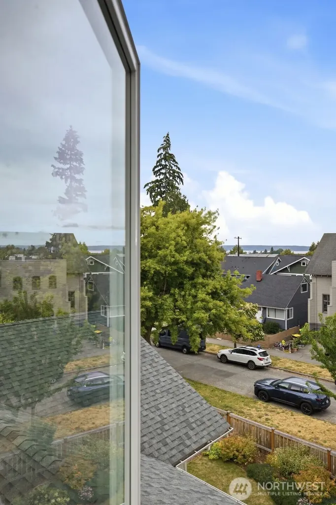 5906 42nd Avenue SW Seattle WA 98136