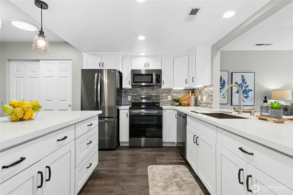 4081 224th Lane SE Issaquah WA 98029