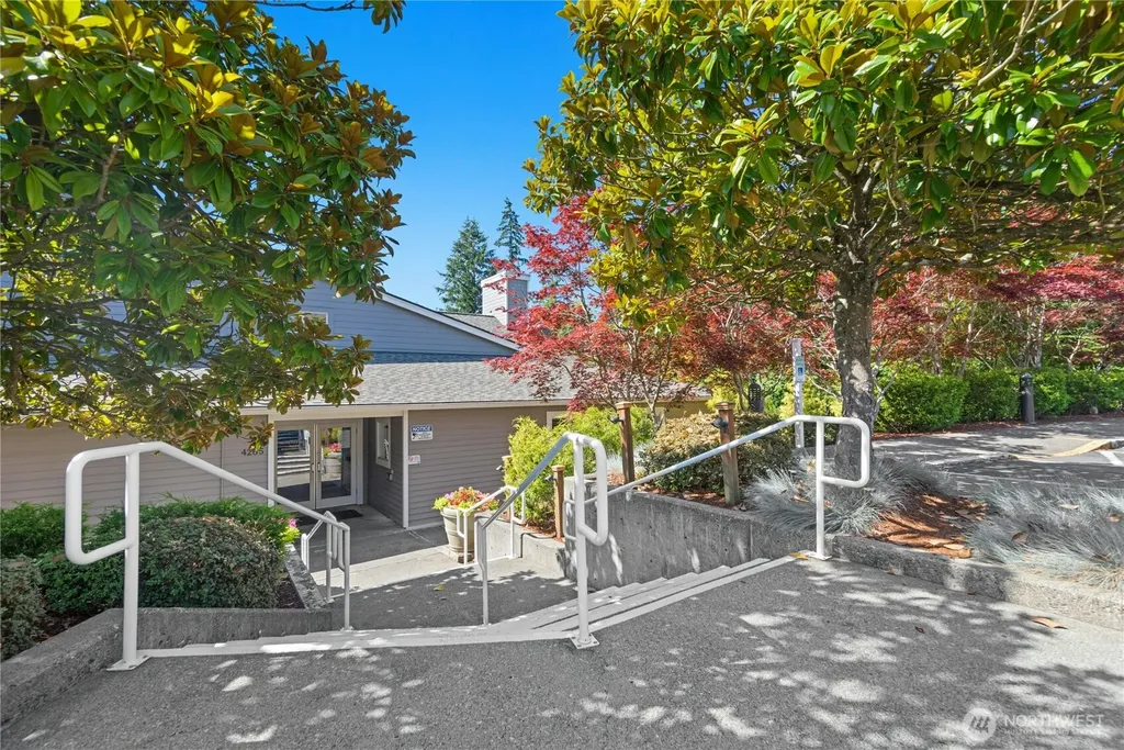 4081 224th Lane SE Issaquah WA 98029