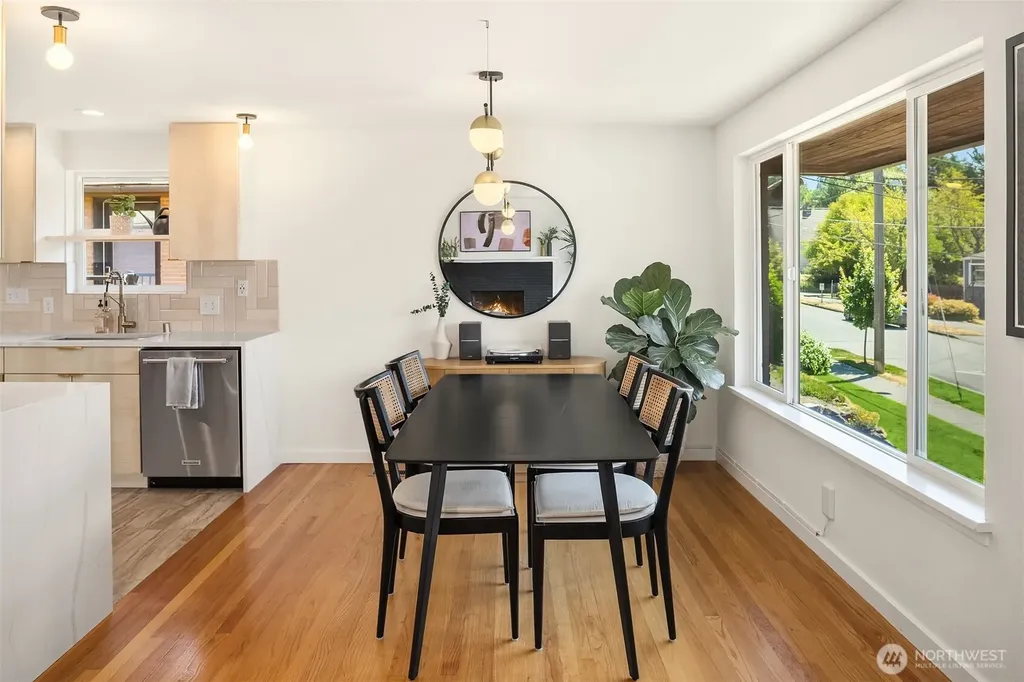 2502 NE 68th Street Seattle WA 98115