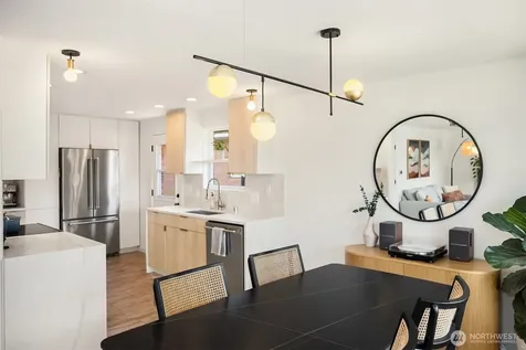 2502 NE 68th Street Seattle WA 98115