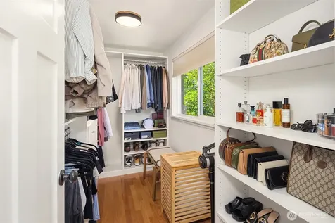 2502 NE 68th Street Seattle WA 98115
