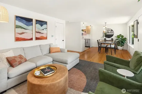 2502 NE 68th Street Seattle WA 98115