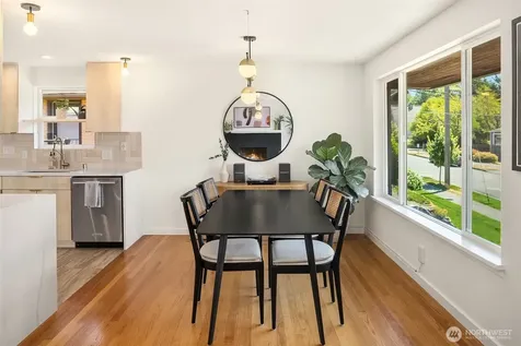 2502 NE 68th Street Seattle WA 98115