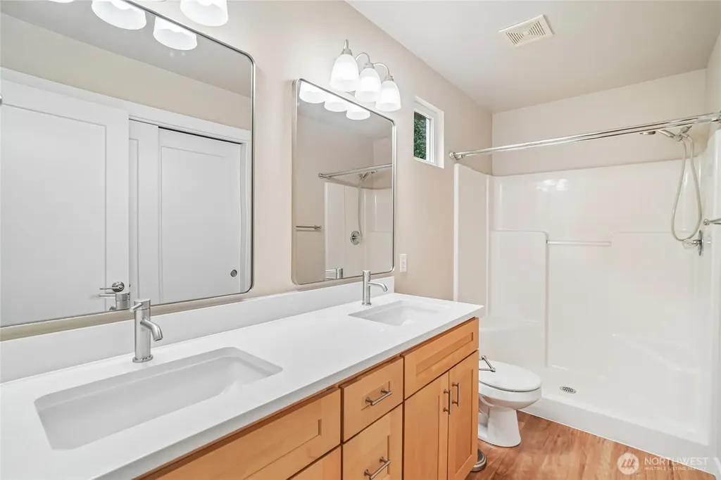 26487 NE Valley Street Duvall WA 98019