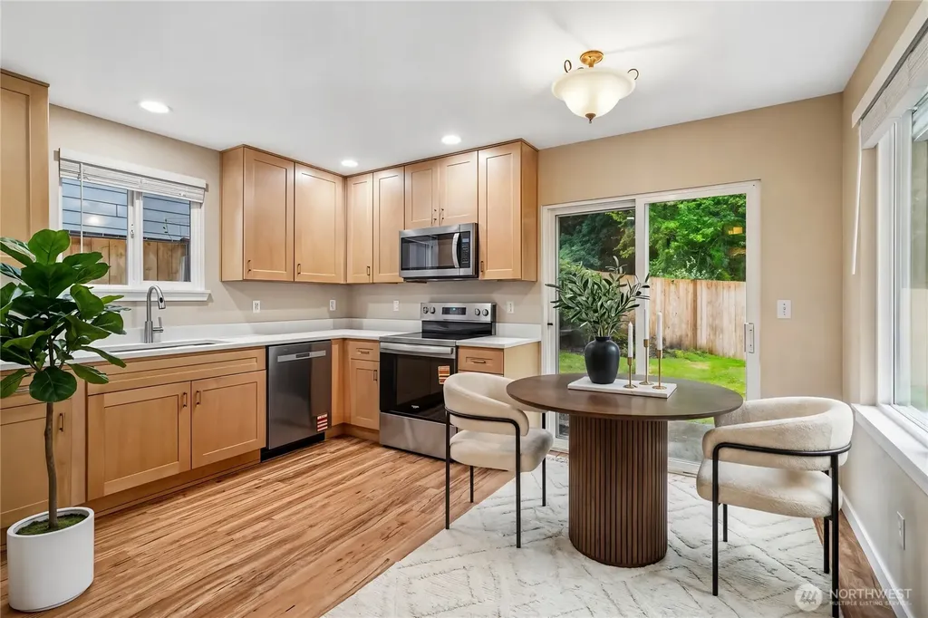26487 NE Valley Street Duvall WA 98019