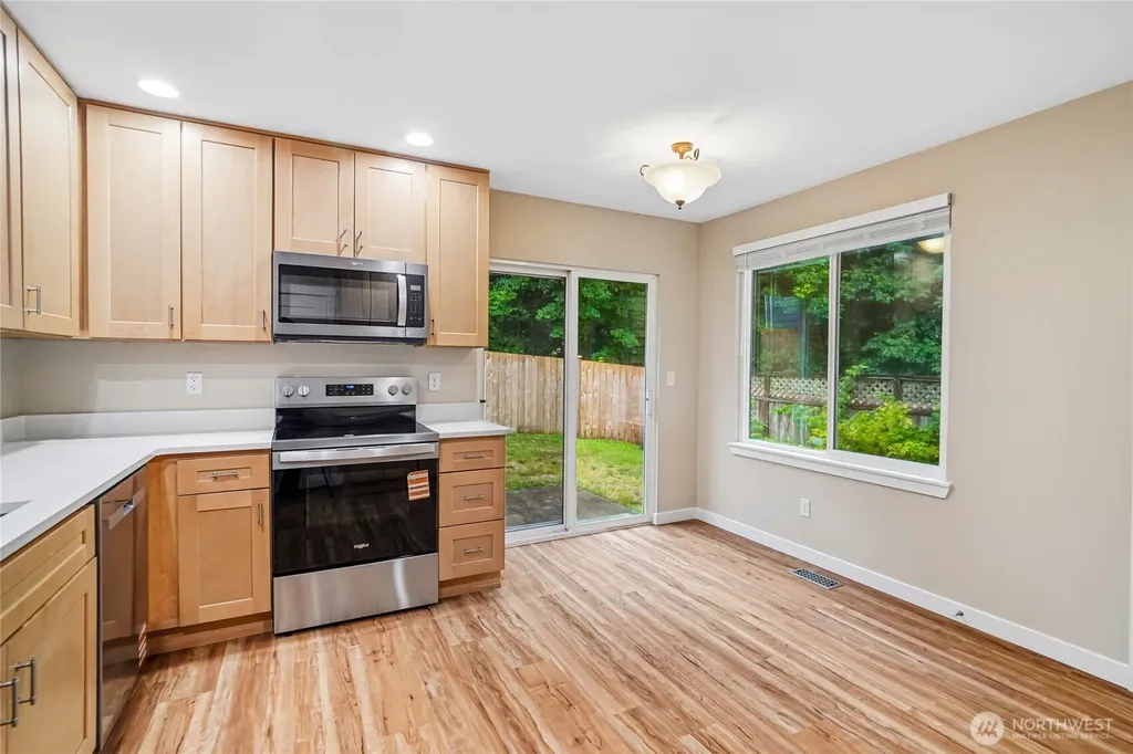 26487 NE Valley Street Duvall WA 98019
