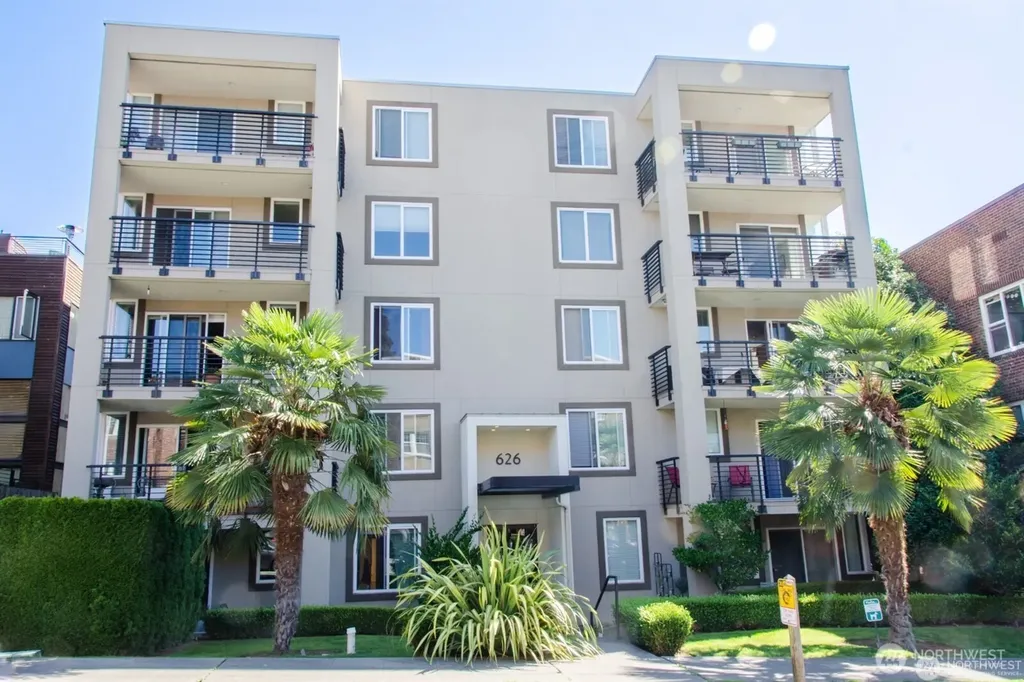 626 4th Avenue W Seattle WA 98119
