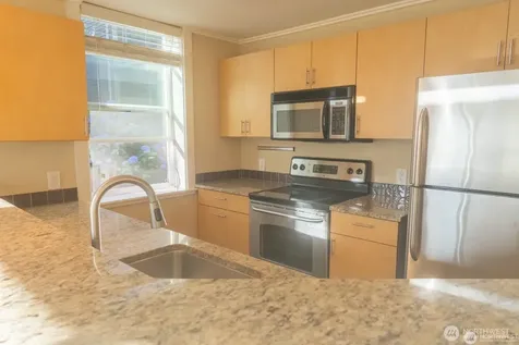 626 4th Avenue W Seattle WA 98119