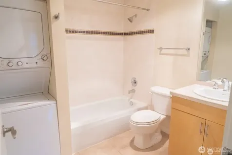626 4th Avenue W Seattle WA 98119