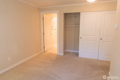626 4th Avenue W Seattle WA 98119