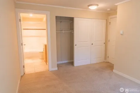 626 4th Avenue W Seattle WA 98119
