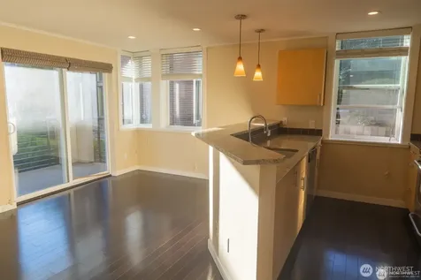 626 4th Avenue W Seattle WA 98119