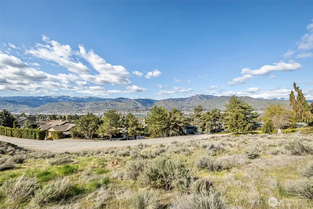 0 Mountain View Drive East Wenatchee WA 98802