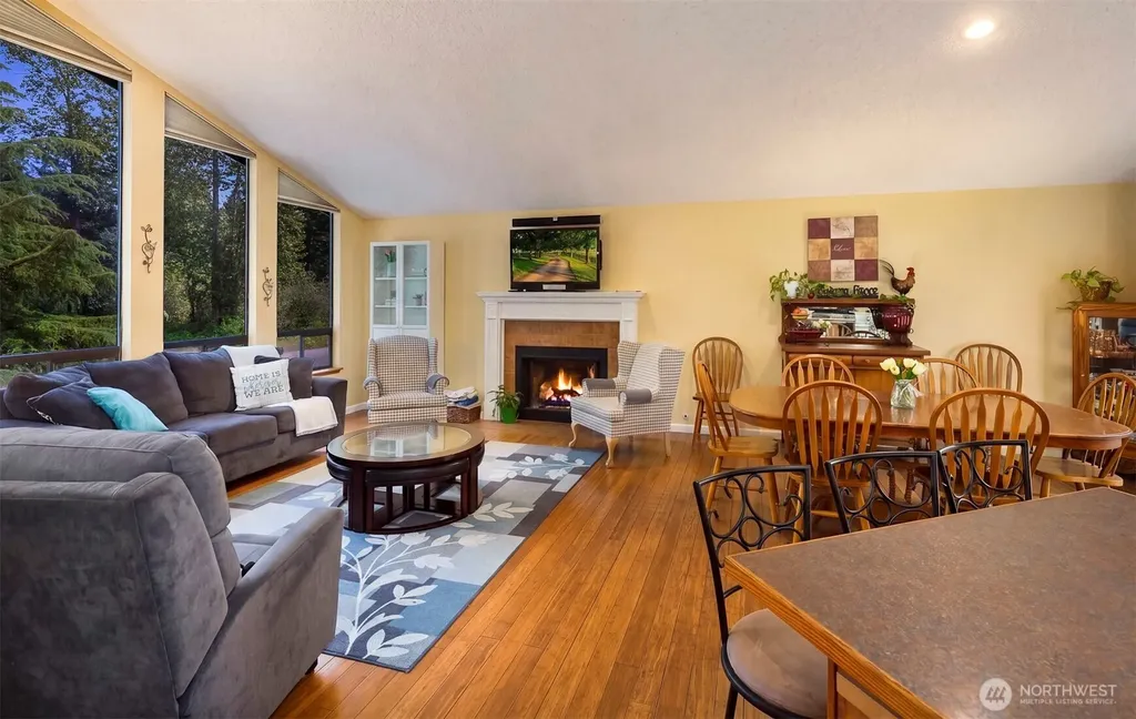 30217 176th Avenue SE Kent WA 98042