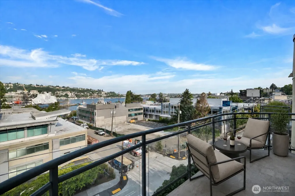 1550 Eastlake Avenue E Seattle WA 98102