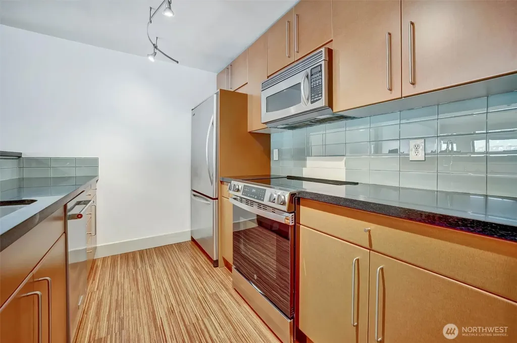 1550 Eastlake Avenue E Seattle WA 98102